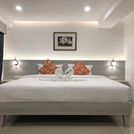 Vista Hotel Chiang Mai - Sha Extra Plus Екстер'єр фото