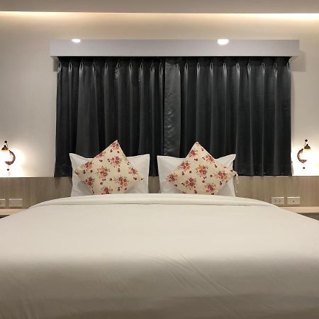 Vista Hotel Chiang Mai - Sha Extra Plus Екстер'єр фото