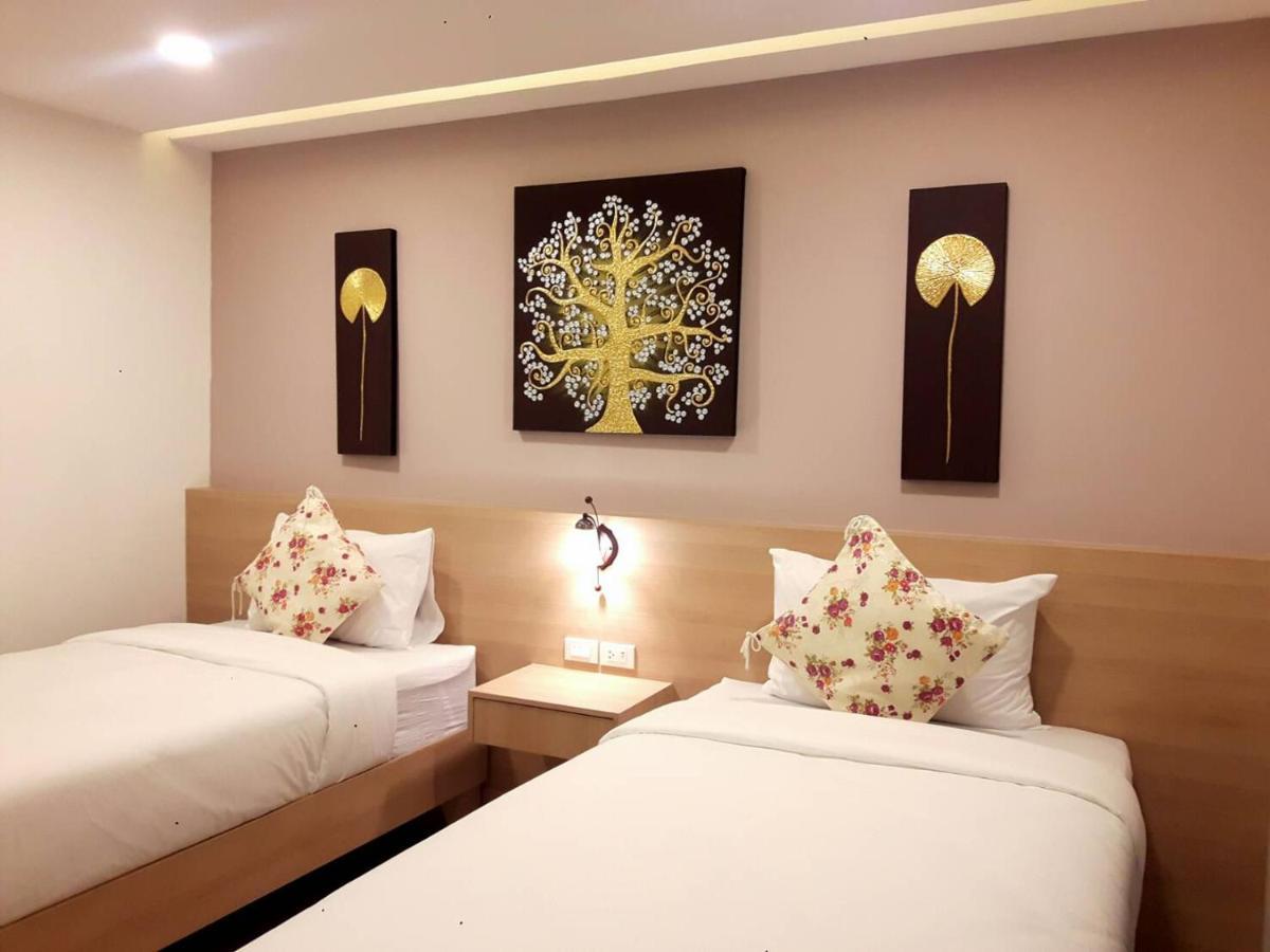 Vista Hotel Chiang Mai - Sha Extra Plus Екстер'єр фото