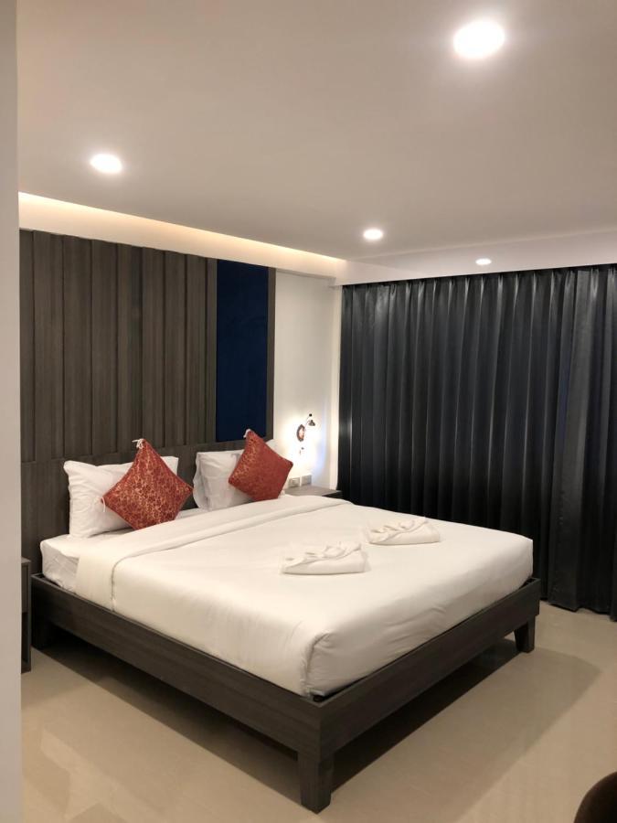 Vista Hotel Chiang Mai - Sha Extra Plus Екстер'єр фото