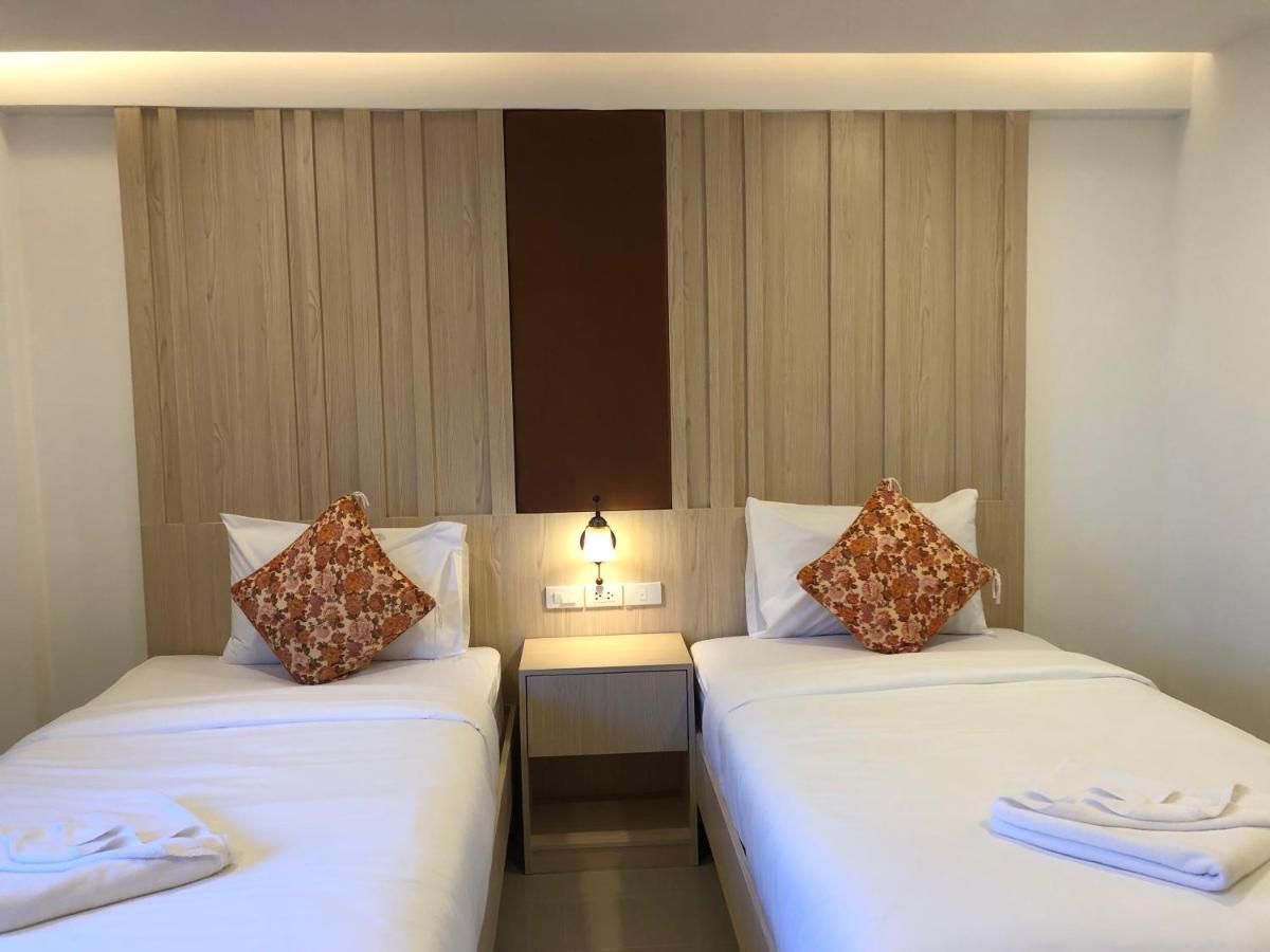 Vista Hotel Chiang Mai - Sha Extra Plus Екстер'єр фото