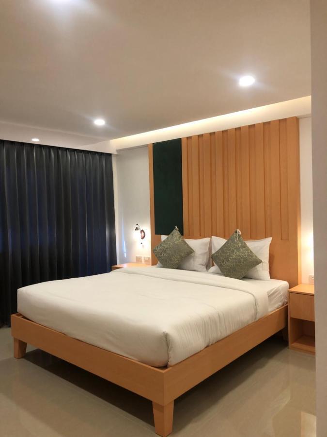 Vista Hotel Chiang Mai - Sha Extra Plus Екстер'єр фото