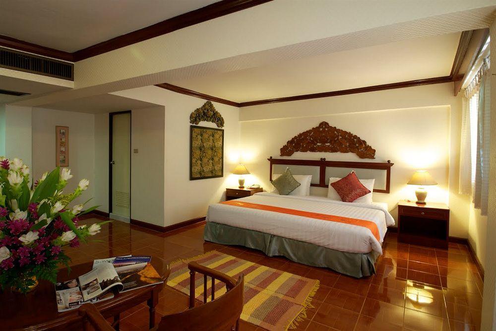 Vista Hotel Chiang Mai - Sha Extra Plus Екстер'єр фото