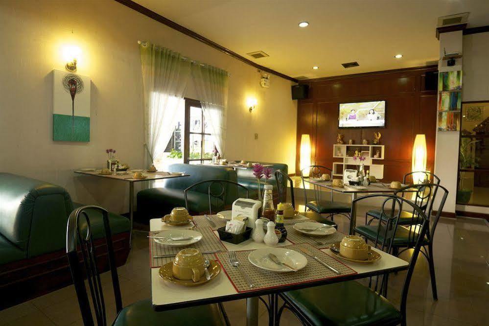Vista Hotel Chiang Mai - Sha Extra Plus Екстер'єр фото